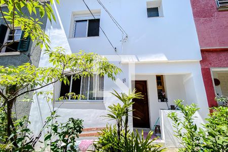 Casa à venda com 140m², 4 quartos e 1 vagaFachada da casa