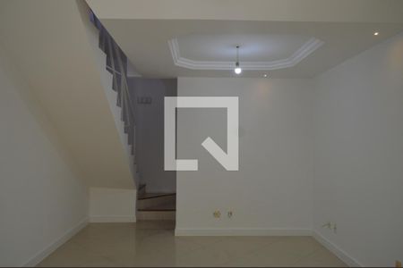 Sala de casa à venda com 3 quartos, 133m² em Anil, Rio de Janeiro