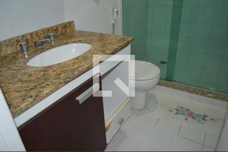 Casa à venda com 133m², 3 quartos e 1 vagaBanheiro do corredor