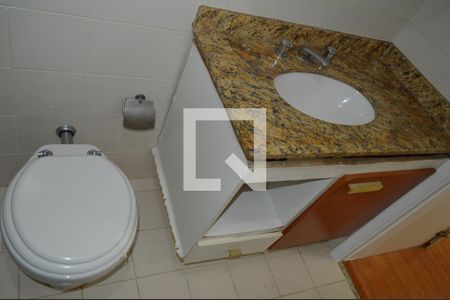 Casa à venda com 133m², 3 quartos e 1 vagaBanheiro da suíte