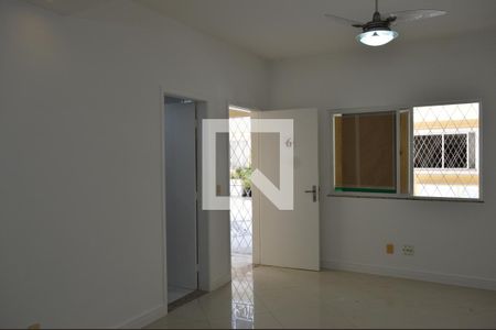 Sala de casa à venda com 3 quartos, 133m² em Anil, Rio de Janeiro