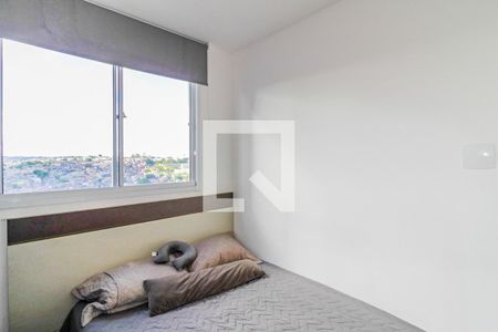 Quarto 1 de apartamento para alugar com 2 quartos, 40m² em Parque Maria Helena, São Paulo