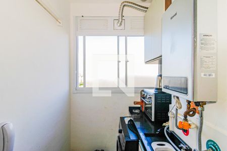 Área de Serviço de apartamento para alugar com 2 quartos, 40m² em Parque Maria Helena, São Paulo