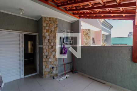 Casa à venda com 120m², 3 quartos e 2 vagas Casa à venda com 120m², 3 quartos e 2 vagasVaranda Suíte