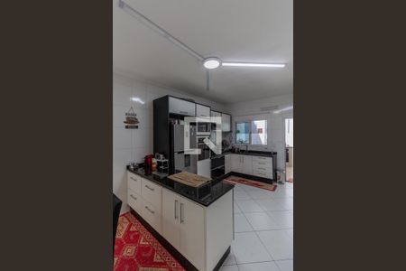 Casa à venda com 120m², 3 quartos e 2 vagas Casa à venda com 120m², 3 quartos e 2 vagasCozinha