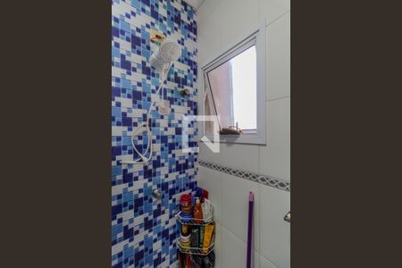 Casa à venda com 120m², 3 quartos e 2 vagas Casa à venda com 120m², 3 quartos e 2 vagasBanheiro Suíte