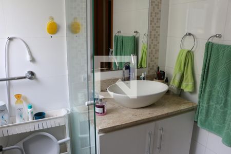 Casa para alugar com 325m², 2 quartos e 4 vagasBanheiro 1