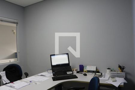 Casa para alugar com 325m², 2 quartos e 4 vagasSala 5