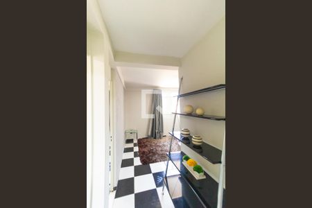 Corredor de apartamento à venda com 2 quartos, 57m² em Parque Residencial Vila União, Campinas