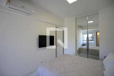 Suite de apartamento à venda com 2 quartos, 72m² em Funcionários, Belo Horizonte