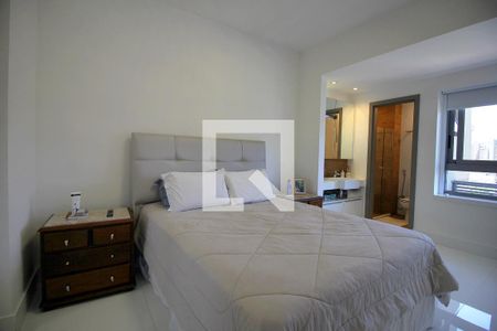 Suite de apartamento à venda com 2 quartos, 72m² em Funcionários, Belo Horizonte