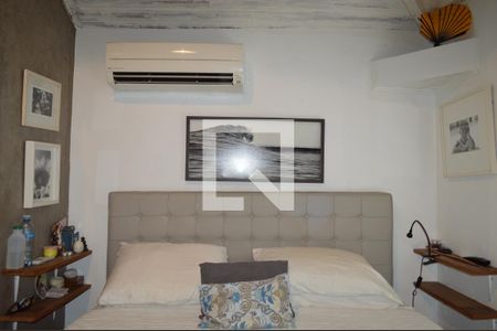 Suite de casa à venda com 4 quartos, 130m² em Vila Mariana, São Paulo