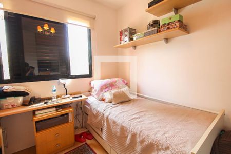 Apartamento à venda com 90m², 3 quartos e 2 vagasQuarto 2