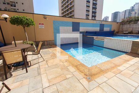 Apartamento à venda com 90m², 3 quartos e 2 vagasPiscina