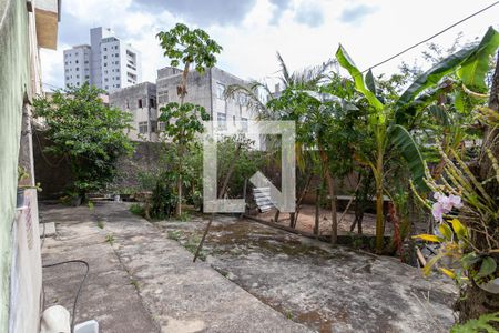 Casa à venda com 244m², 5 quartos e 3 vagasQuintal