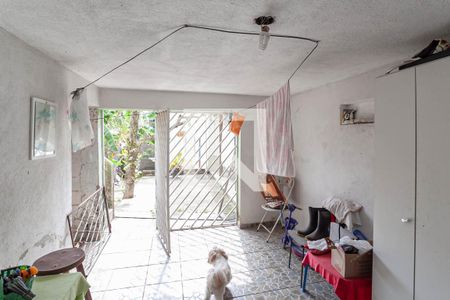 Casa à venda com 244m², 5 quartos e 3 vagasÁrea de serviço 