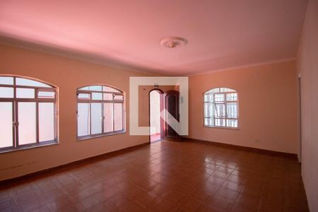 Sala de casa para alugar com 6 quartos, 300m² em Vila Rosaria, São Paulo