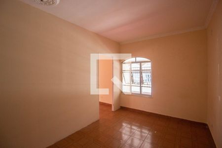 Sala de casa para alugar com 6 quartos, 300m² em Vila Rosaria, São Paulo