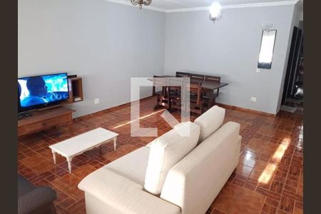 Casa à venda com 6 quartos, 180m² em Ferreira, São Paulo