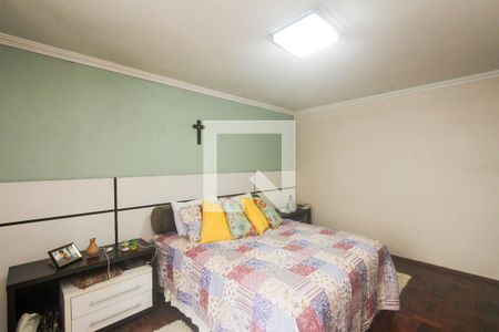 Casa à venda com 374m², 5 quartos e 6 vagasSuite