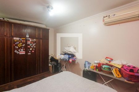 Casa à venda com 374m², 5 quartos e 6 vagasQuarto 4