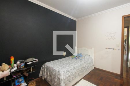 Casa à venda com 374m², 5 quartos e 6 vagasQuarto 2