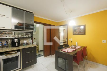 Casa à venda com 374m², 5 quartos e 6 vagasCozinha
