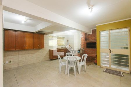 Casa à venda com 374m², 5 quartos e 6 vagasGaragem