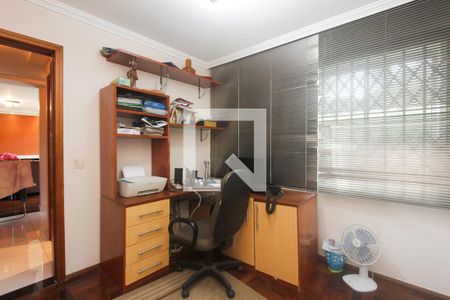 Escritório  de casa à venda com 5 quartos, 374m² em Jardim Itu, Porto Alegre