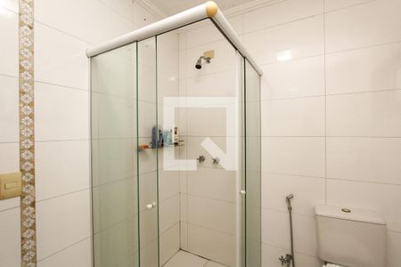 Casa à venda com 374m², 5 quartos e 6 vagasBanheiro social 1
