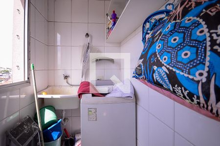 Apartamento à venda com 80m², 3 quartos e 2 vagas Apartamento à venda com 80m², 3 quartos e 2 vagasÁrea de Serviço