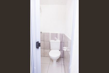Banheiro de casa para alugar com 1 quarto, 16m² em Jardim Brasilia, São Paulo