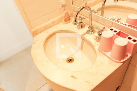 Apartamento para alugar com 110m², 3 quartos e 1 vaga Apartamento para alugar com 110m², 3 quartos e 1 vagaBanheiro Social