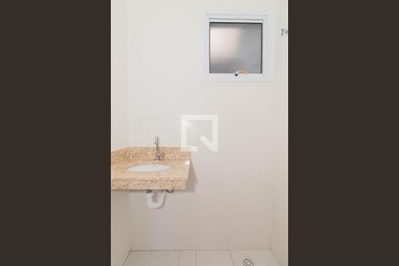 Banheiro de apartamento à venda com 1 quarto, 27m² em Vila Nova Mazzei, São Paulo