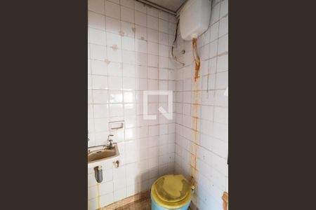 Casa à venda com 446m², 2 quartos e 4 vagasBanheiro de serviço 2