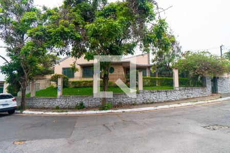 Casa à venda com 446m², 2 quartos e 4 vagasFachada