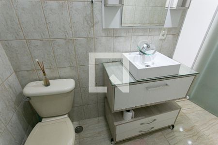 Casa para alugar com 98m², 2 quartos e 1 vagaBanheiro