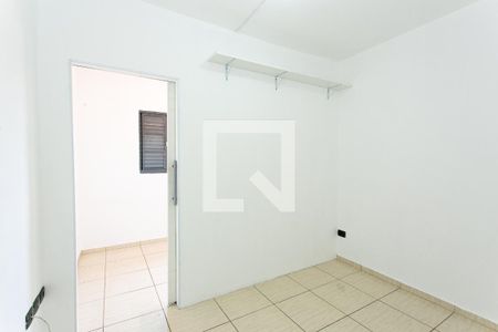 Quarto 2 de casa para alugar com 2 quartos, 98m² em Vila Esperança, São Paulo