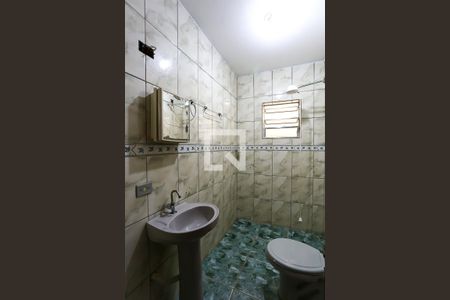 Casa para alugar com 91m², 3 quartos e 2 vagasBanheiro