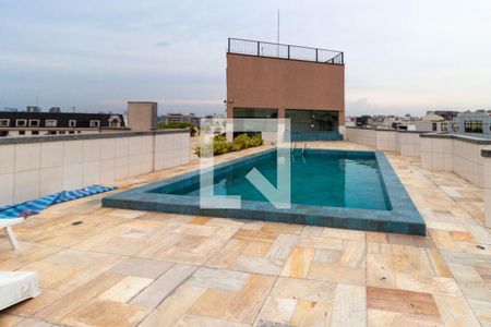 Studio à venda com 40m², 1 quarto e 1 vaga Studio à venda com 40m², 1 quarto e 1 vagaÁrea comum - Piscina