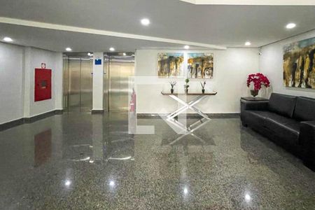 Studio à venda com 40m², 1 quarto e 1 vaga Studio à venda com 40m², 1 quarto e 1 vagaHall social