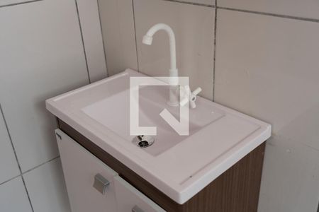 Casa à venda com 70m², 2 quartos e 2 vagas Casa à venda com 70m², 2 quartos e 2 vagasBanheiro
