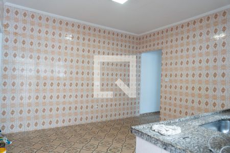 Casa à venda com 70m², 2 quartos e 2 vagas Casa à venda com 70m², 2 quartos e 2 vagasCozinha