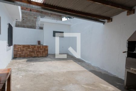 Casa à venda com 70m², 2 quartos e 2 vagas Casa à venda com 70m², 2 quartos e 2 vagasÁrea comum