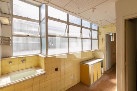 Apartamento para alugar com 140m², 4 quartos e 1 vagaCozinha e Área de Serviço