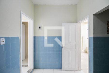 Casa para alugar com 60m², 2 quartos e sem vaga Casa para alugar com 60m², 2 quartos e sem vagaCozinha