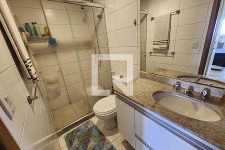 Apartamento à venda com 120m², 3 quartos e 1 vagaBanheiro da Suíte