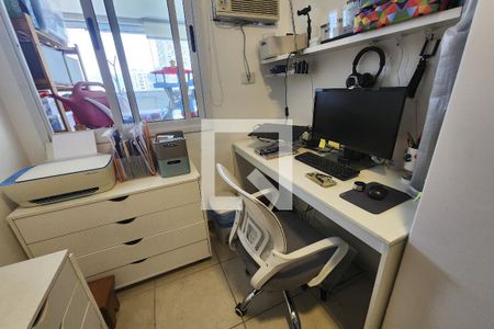 Apartamento à venda com 120m², 3 quartos e 1 vagaEscritório