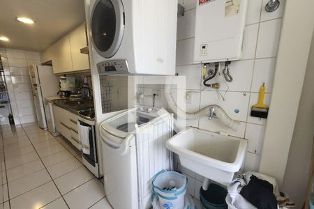 Apartamento à venda com 120m², 3 quartos e 1 vagaÁrea de Serviço