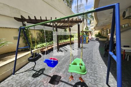 Apartamento à venda com 120m², 3 quartos e 1 vagaÁrea comum - Playground